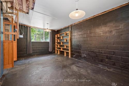 100 Coons Road, Rideau Lakes, ON - Indoor Photo Showing Other Room