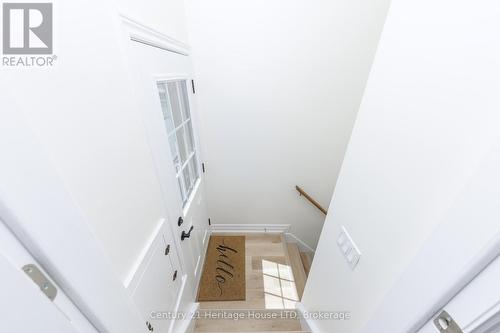 Separate entrance - 37 Coronation Boulevard, St. Catharines (Grapeview), ON 