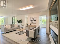 308 - 256 DORIS AVENUE Toronto, ON M2N 6X8
