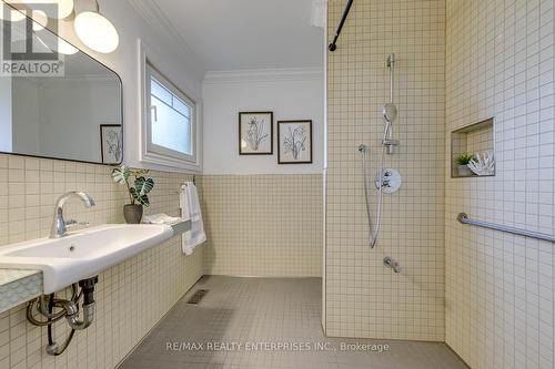 Wheel Chair Accessible Bathroom - 1027 Argus Drive, Mississauga, ON 