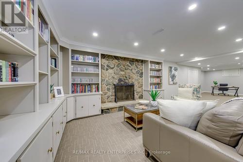1027 Argus Drive, Mississauga, ON 