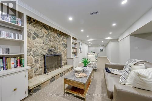 1027 Argus Drive, Mississauga, ON 