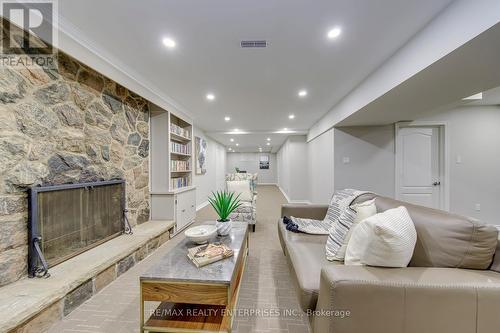 1027 Argus Drive, Mississauga, ON 