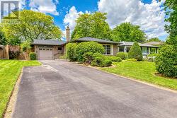 1027 ARGUS DRIVE  Mississauga, ON L4Y 2L9