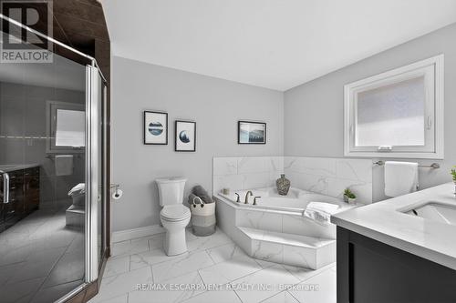 32 Symphony Place, Hamilton, ON 