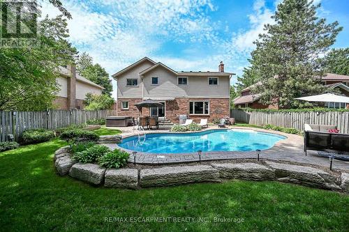 32 Symphony Place, Hamilton, ON 