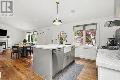 25 Brougham Crescent, Toronto, ON 