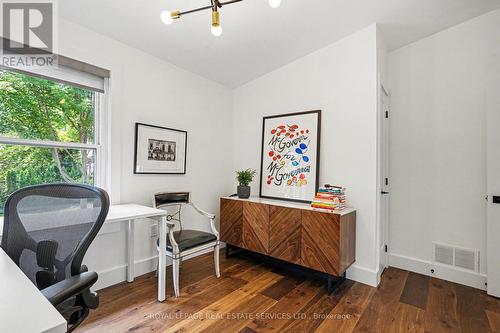 25 Brougham Crescent, Toronto, ON 