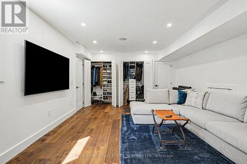 25 Brougham Crescent, Toronto, ON 