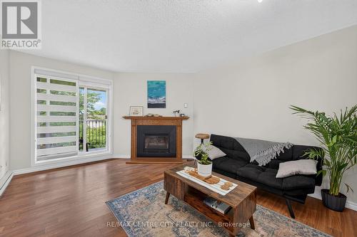 309 - 729 Deveron Crescent, London South (South T), ON 