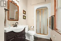 main floor 3pc Bathroom - 