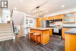 4 3347 DEWDNEY TRUNK ROAD  Port Moody, BC V3H 2E4