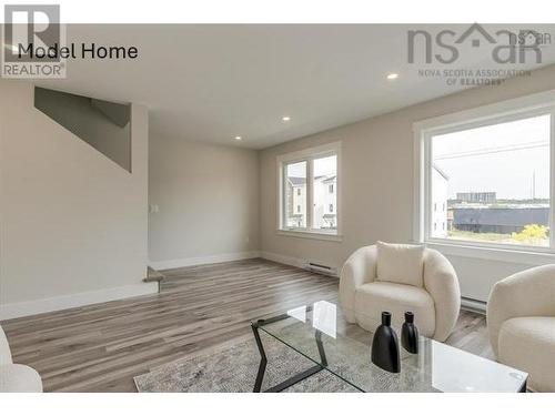 20 Zeppelin Crescent, Beechville, NS 