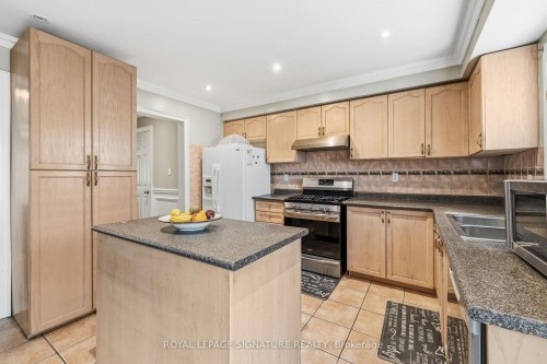 1 Holloway Road, Markham, ON 