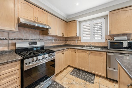 1 Holloway Road, Markham, ON 