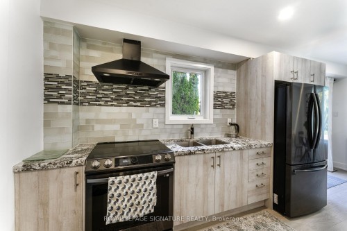 2545 Evelyn Court, Mississauga, ON 