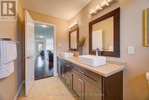 37 Davinci Boulevard, Hamilton, ON 