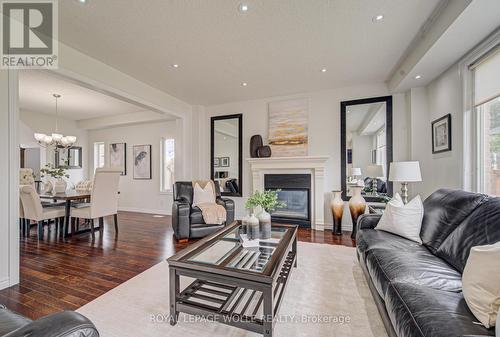 37 Davinci Boulevard, Hamilton, ON 