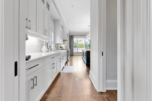 54 Lockheed Boulevard, Toronto, ON 