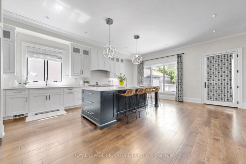 54 Lockheed Boulevard, Toronto, ON 