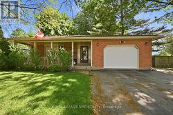 10 JENNIFER COURT  Welland (Prince Charles), ON L3C 6H8