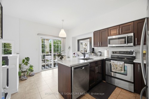 5035 Bidwell Common, Burlington, ON - Indoor Photo Showing Kitchen