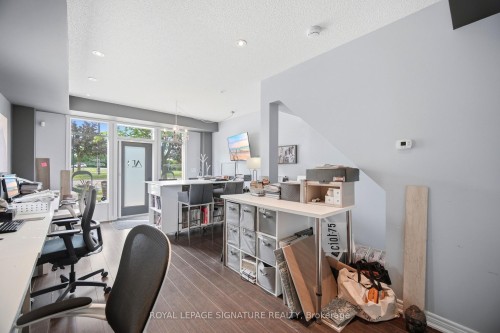 5035 Bidwell Common, Burlington, ON - Indoor Photo Showing Office