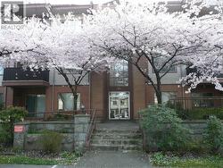 209 6688 BURLINGTON AVENUE Burnaby, BC V5H 3M9