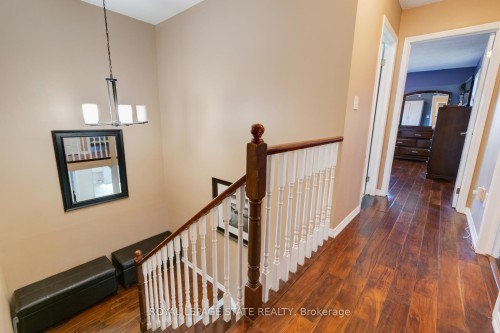 33 Panorama Way, Hamilton, ON 