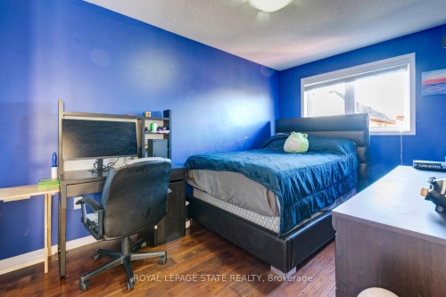 33 Panorama Way, Hamilton, ON 