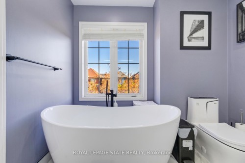 33 Panorama Way, Hamilton, ON 