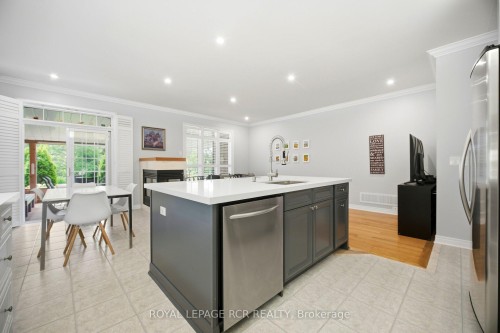 939 Brass Winds Place, Mississauga, ON 