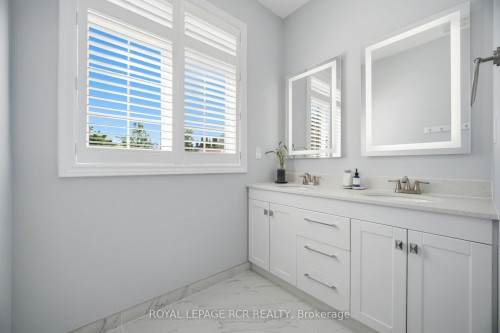 939 Brass Winds Place, Mississauga, ON 