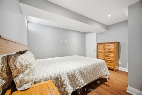 939 Brass Winds Place, Mississauga, ON 