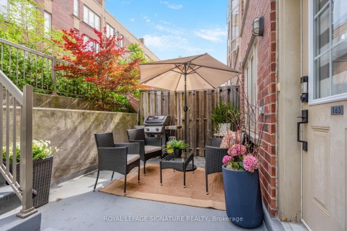 163-351 Wallace Avenue, Toronto, ON 