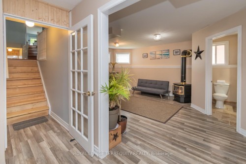 14 Hewitt Place, Barrie, ON - Indoor Photo Showing Other Room
