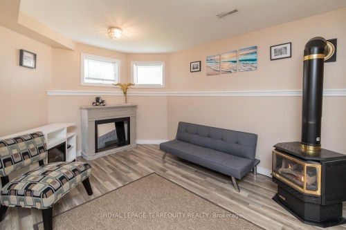 14 Hewitt Place, Barrie, ON - Indoor With Fireplace