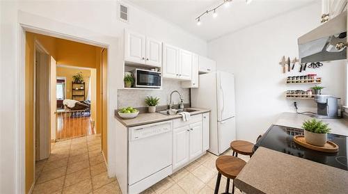 492 Newman St, Winnipeg, MB 