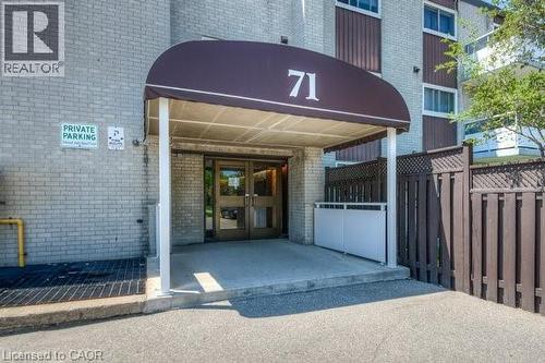 71 Vanier Drive Unit# 301, Kitchener, ON 