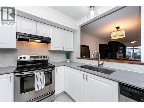 305 2340 HAWTHORNE AVENUE  Port Coquitlam, BC V3C 1W9