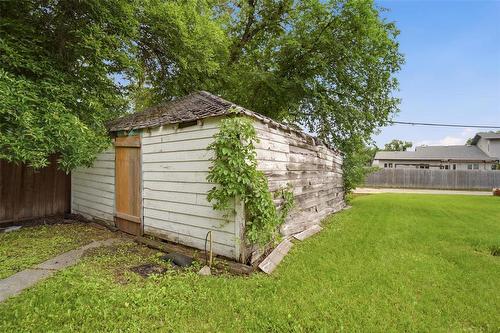 132 Fulham Avenue, Winnipeg, MB 