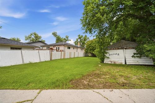 132 Fulham Avenue, Winnipeg, MB 