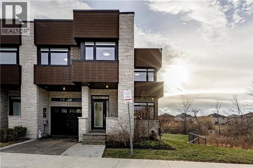 35 Midhurst Heights Unit# 1, Hamilton, ON 