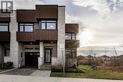 35 MIDHURST Heights Unit# 1  Hamilton, ON L8J 0K9