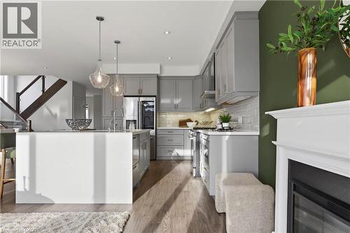35 Midhurst Heights Unit# 1, Hamilton, ON 