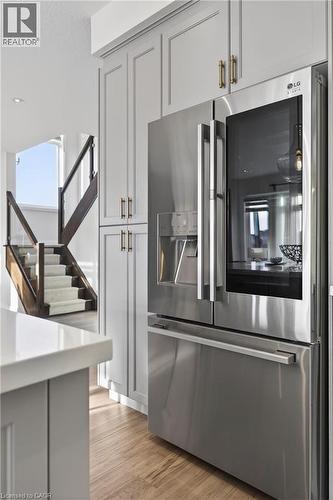 35 Midhurst Heights Unit# 1, Hamilton, ON 