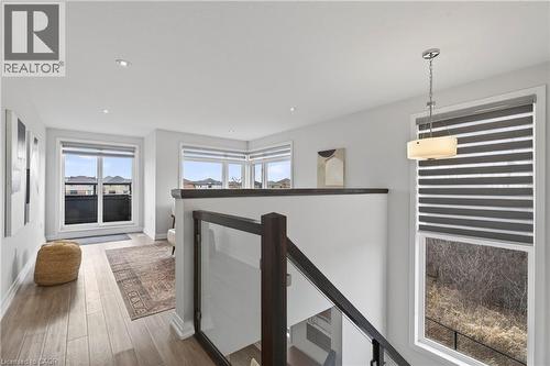 35 Midhurst Heights Unit# 1, Hamilton, ON 