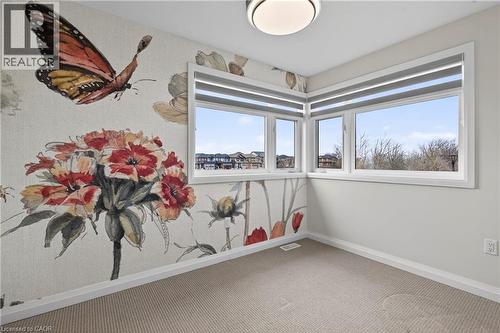 35 Midhurst Heights Unit# 1, Hamilton, ON 