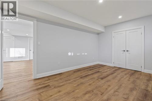 35 Midhurst Heights Unit# 1, Hamilton, ON 
