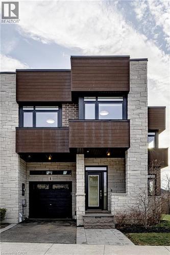 35 Midhurst Heights Unit# 1, Hamilton, ON 